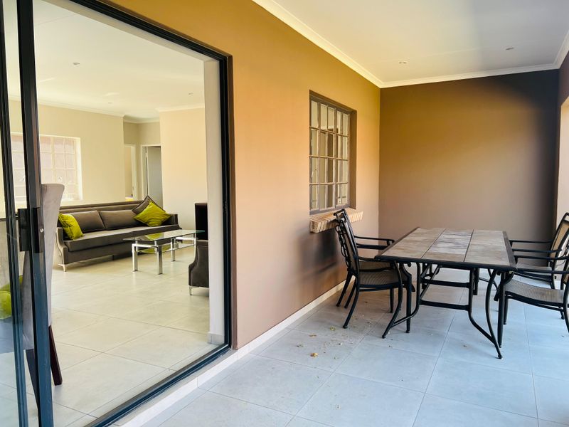Experience luxury living in a secure Gated Estate - Photo 5