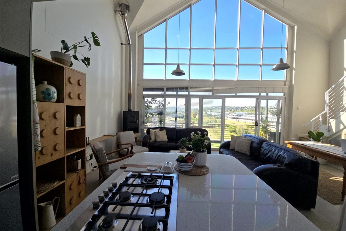 LUXURY PENTHOUSE LIVING AT ITS FINEST - Photo 2