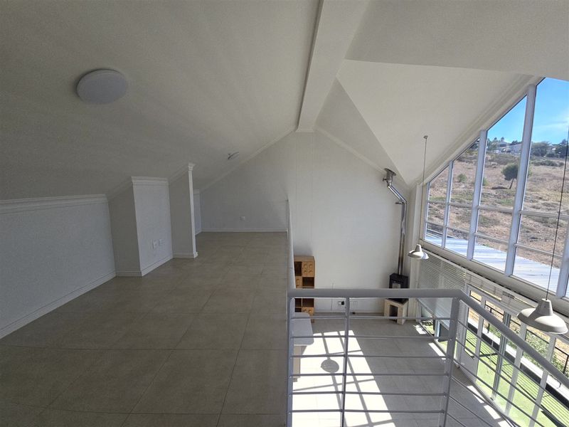 LUXURY PENTHOUSE LIVING AT ITS FINEST - Photo 10