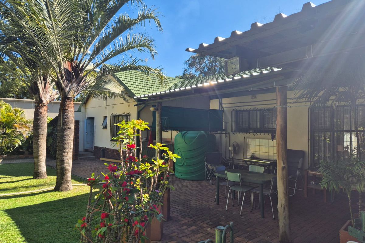 Spacious 4-Bedroom Family Home in Welgelegen - Photo 4