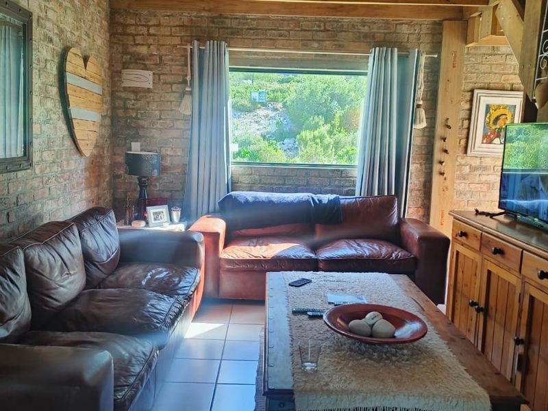 Double-storey Property  with business zoning and beautiful views - Photo 6
