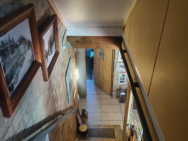 Double-storey Property  with business zoning and beautiful views - Photo 10