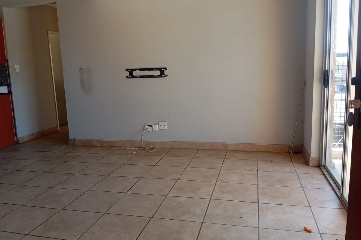 3-Bedroom Apartment in a Secure Complex - Photo 4