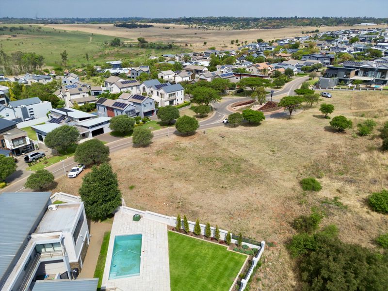 Prime 1223m2 Stand with Golf Course Views in Copperleaf Golf & Country Estate - Photo 3