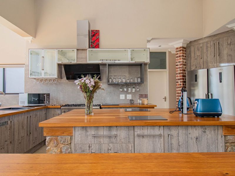 Calling all Pilots - Prestigious Estate Living with Aviation Access - Photo 7