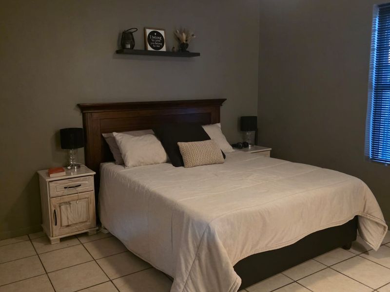 Move-In Ready Family Home in Eikenbosch, Kuilsriver - Photo 6