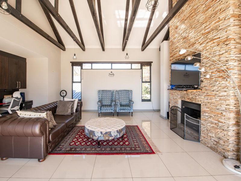 Exquisite Double-Story Home with Breathtaking Swartberg Mountain Views - Photo 5