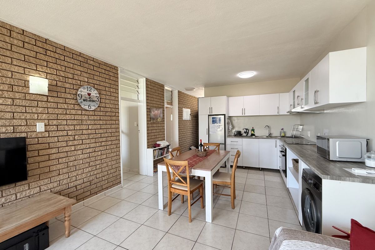 Beachfront Bliss with Sea Views & Strong Holiday Income - Photo 5