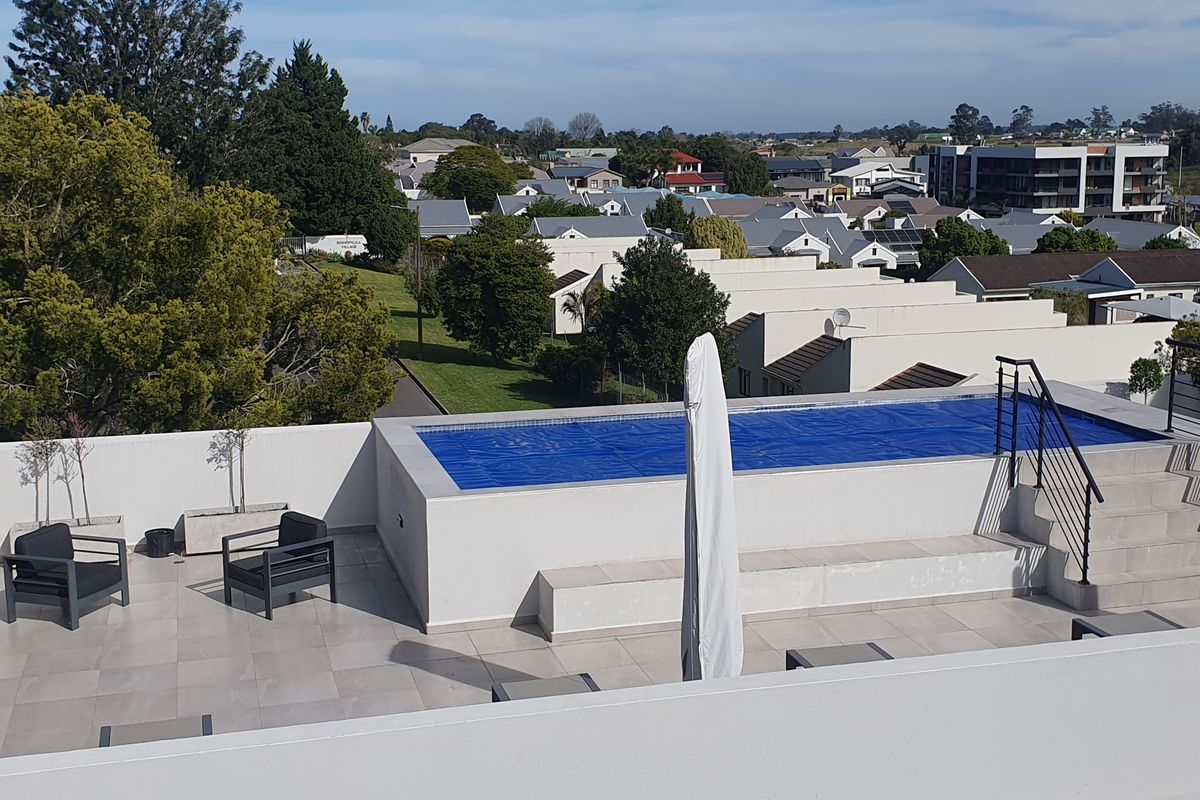 Modern apartment with a mountain view, in Central George - Photo 4