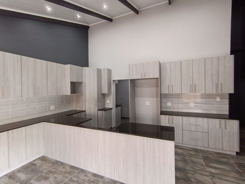 Duet For Sale In Mossel Bay - Photo 3