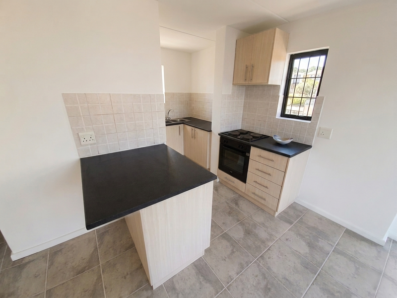 Two-bedroom apartment to rent in Burgundy Estate, Milnerton - Photo 6