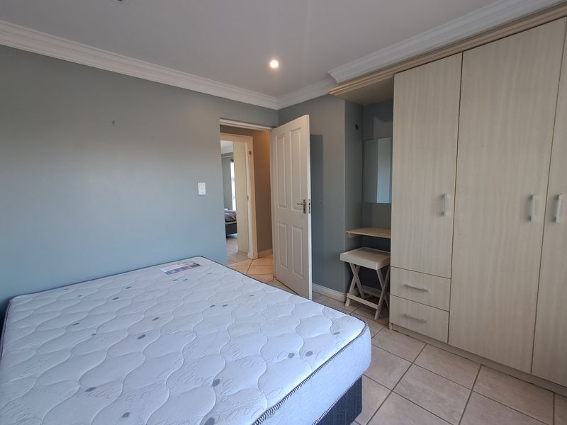 Easy Lock-up & Go Apartment - Photo 10