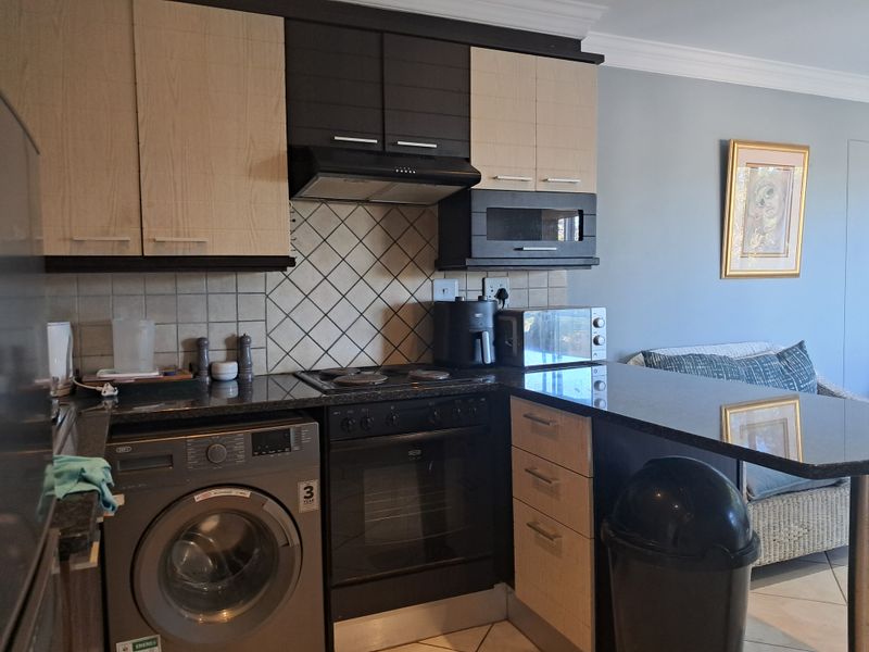 Easy Lock-up & Go Apartment - Photo 6