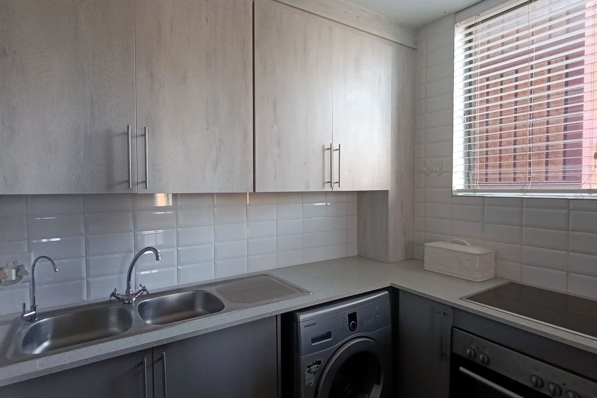 Secure, Stylish, and Seriously Convenient - Photo 3