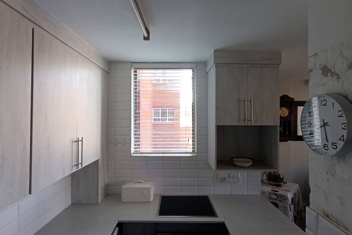 Secure, Stylish, and Seriously Convenient - Photo 5