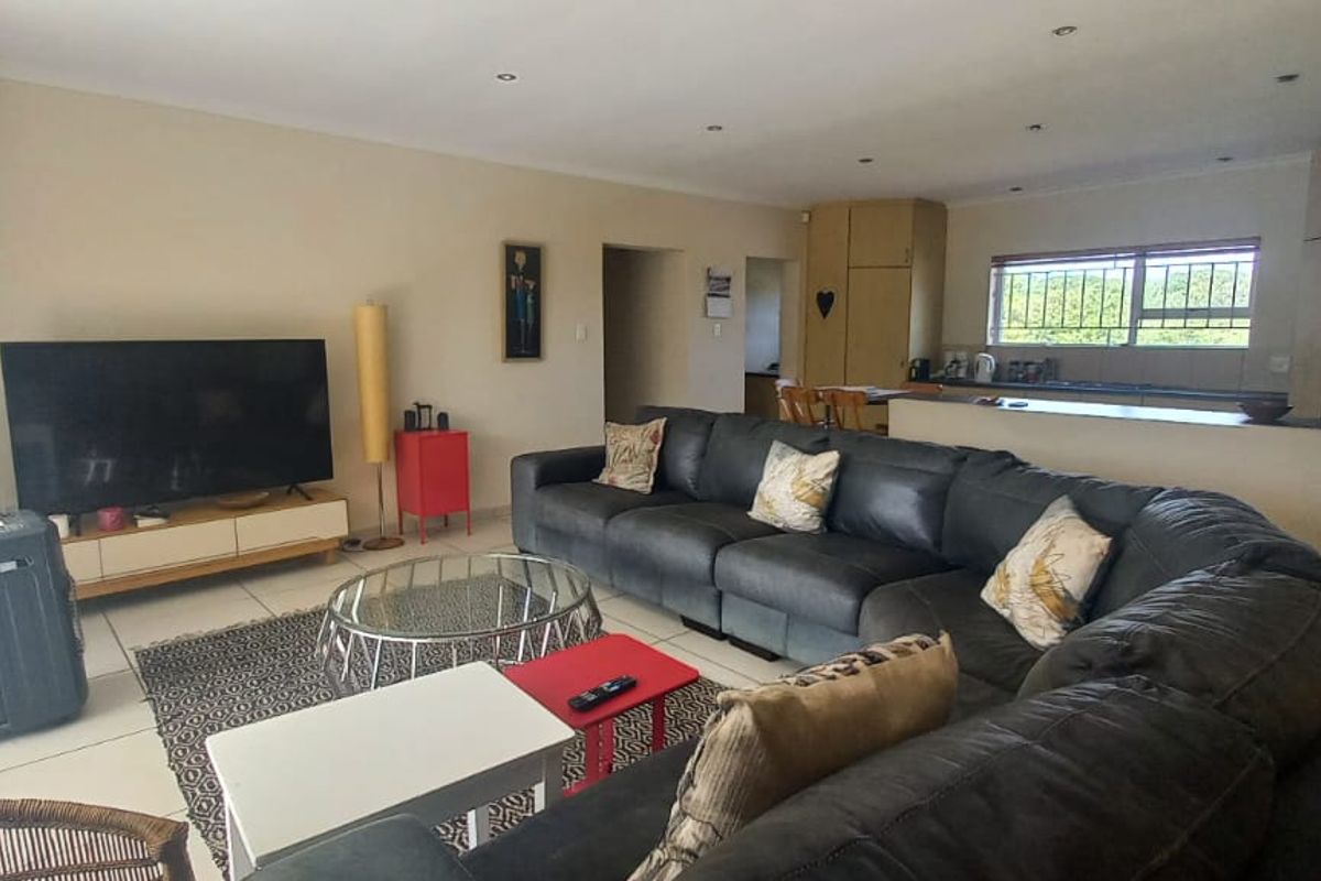 Spacious Home with Flatlet for Long-Term Rental – Cape St Francis - Photo 5