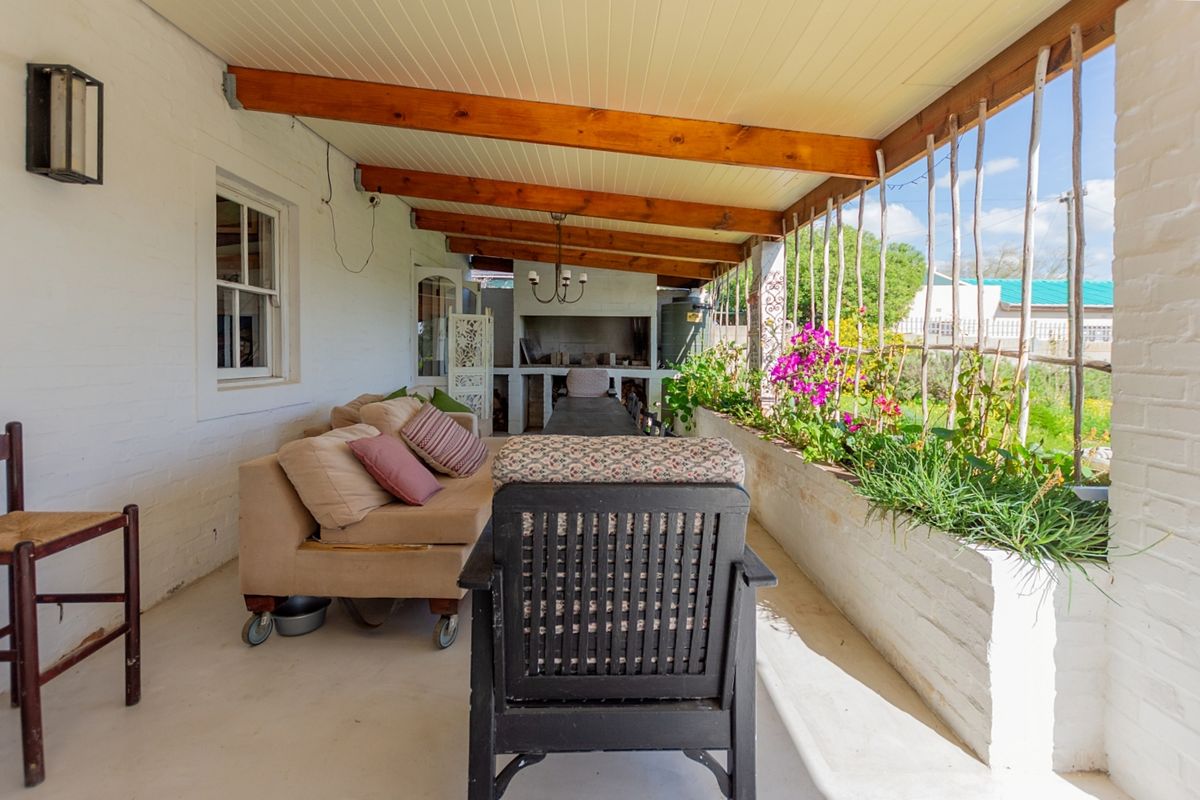 Garden Farm with 2 Bedroomed Homestead and a Converted Barn - Photo 2