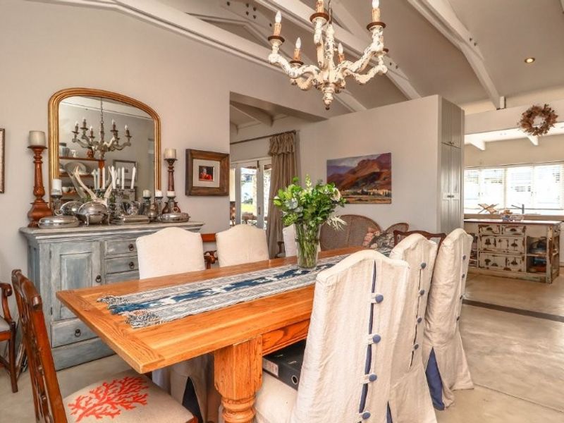 Exclusive Coastal Retreat in Tollas Oord – Space, Style & Potential - Photo 10