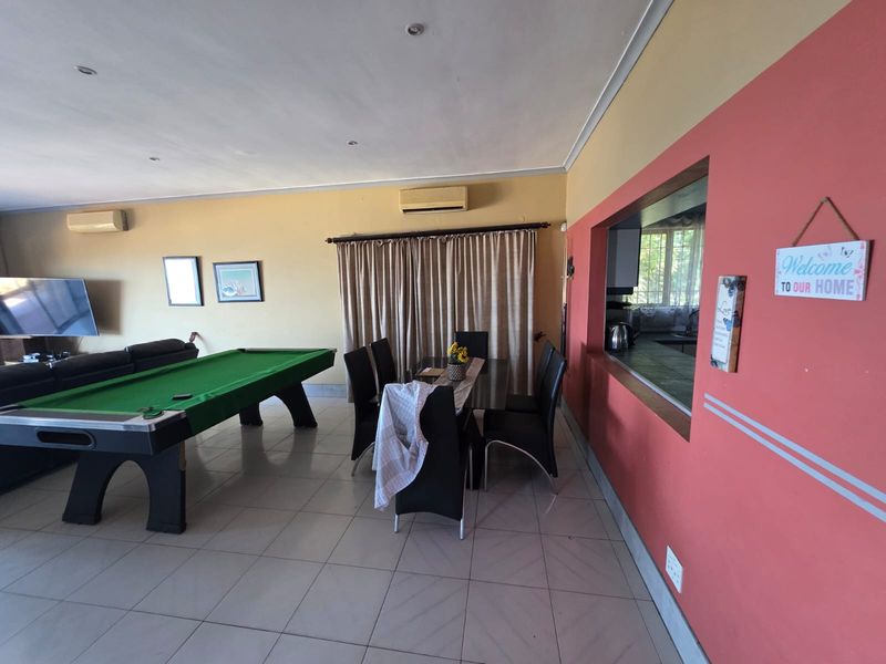 Sea Side Living Topped With Coastal Charm Awaits - Photo 9