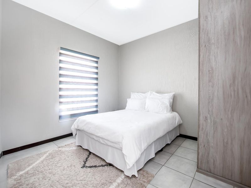 Beautifully Kept 2 Bedroom Apartment in Grange Park, Barbecue Downs. - Photo 9