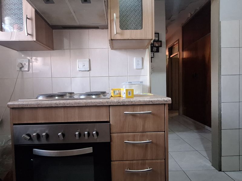 Charming 2.5 bedroom apartment, and more to see - Photo 4