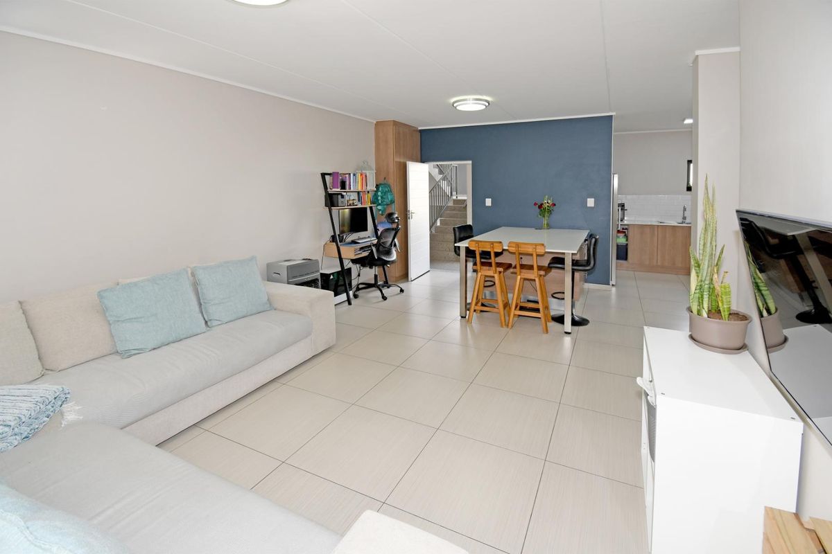 Exceptional Value in Prime Location – 2 Bedroom Apartment with Backup Power in Jacana Estate - Photo 5