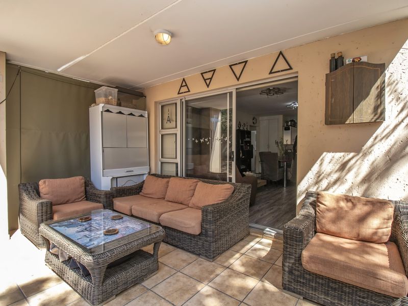 A NEAT & APPEALING APARTMENT IDEAL FOR FIRST TIME HOME BUYERS! - Photo 10