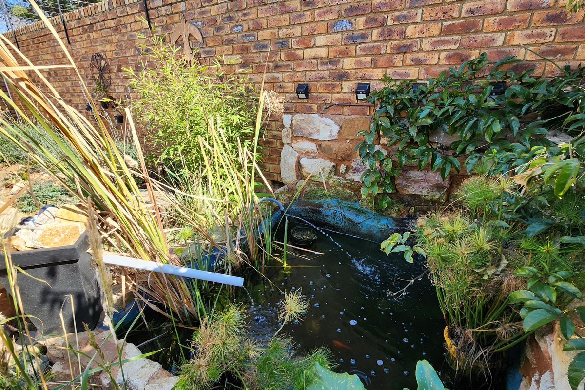 Exceptional level family home - Photo 5