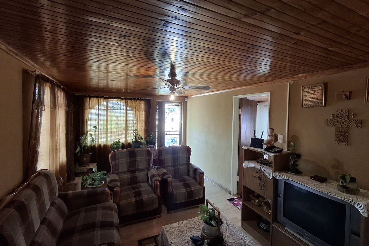 3 Bedroom House for Sale - Photo 4