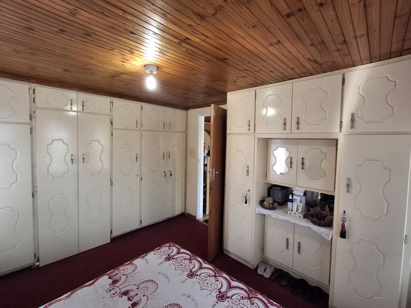 3 Bedroom House for Sale - Photo 10