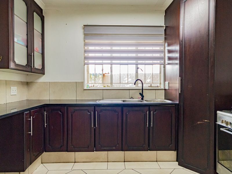 Country charm meets modern convenience - Photo 7