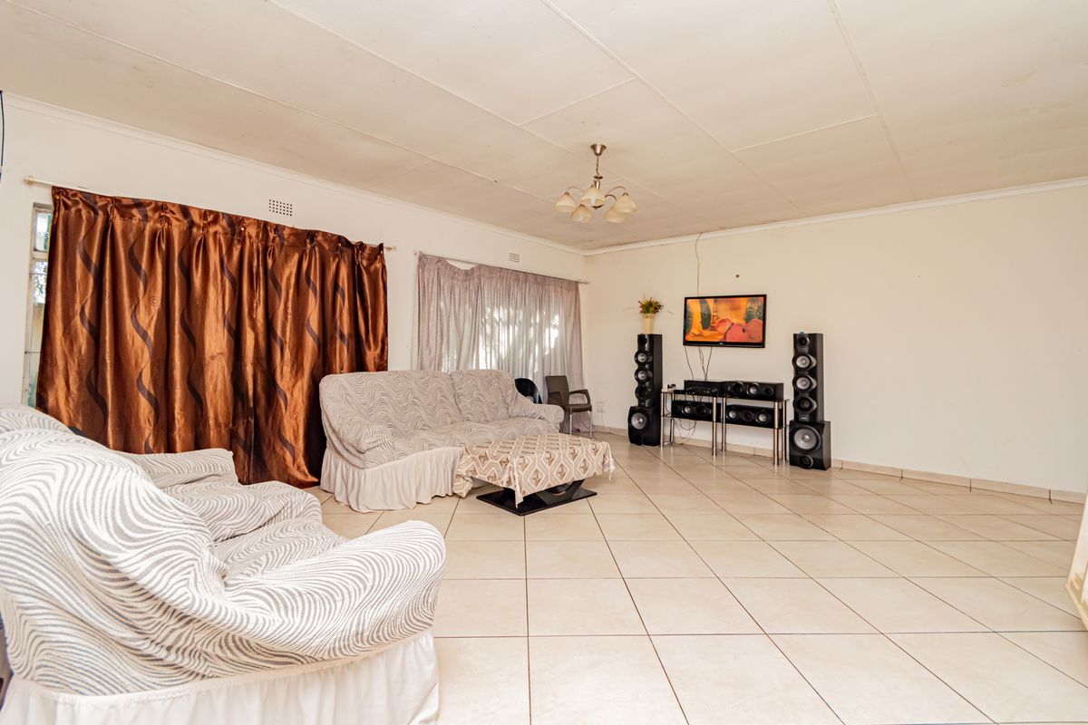 Country charm meets modern convenience - Photo 4