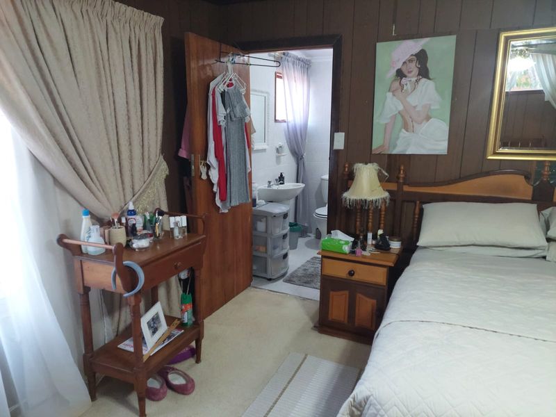 Spacious family home on a corner stand in Christmas Rock Share Block - Photo 10