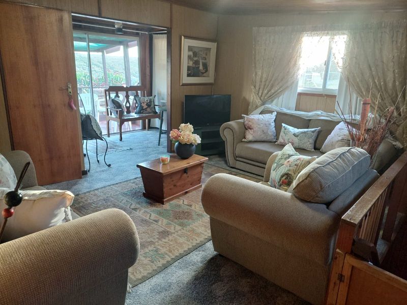 Spacious family home on a corner stand in Christmas Rock Share Block - Photo 5