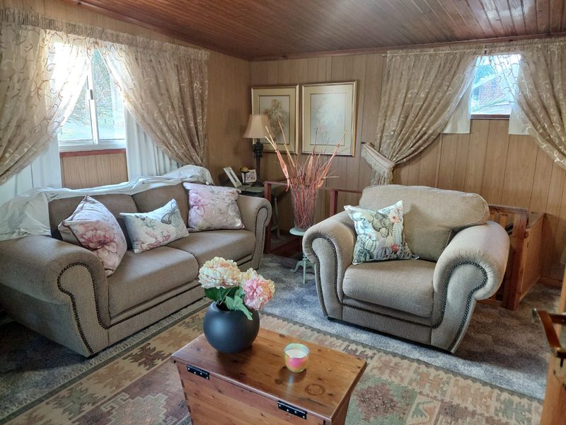 Spacious family home on a corner stand in Christmas Rock Share Block - Photo 7