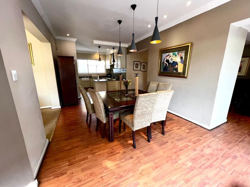 Space and more space for the entertainer or extended family. - Photo 9