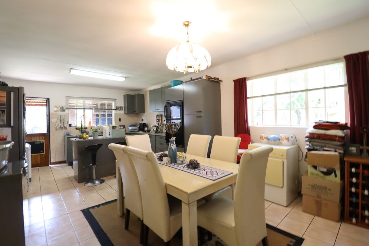 The Ultimate Family Compound: 2 Hectares of Opportunity and Freedom - Photo 4