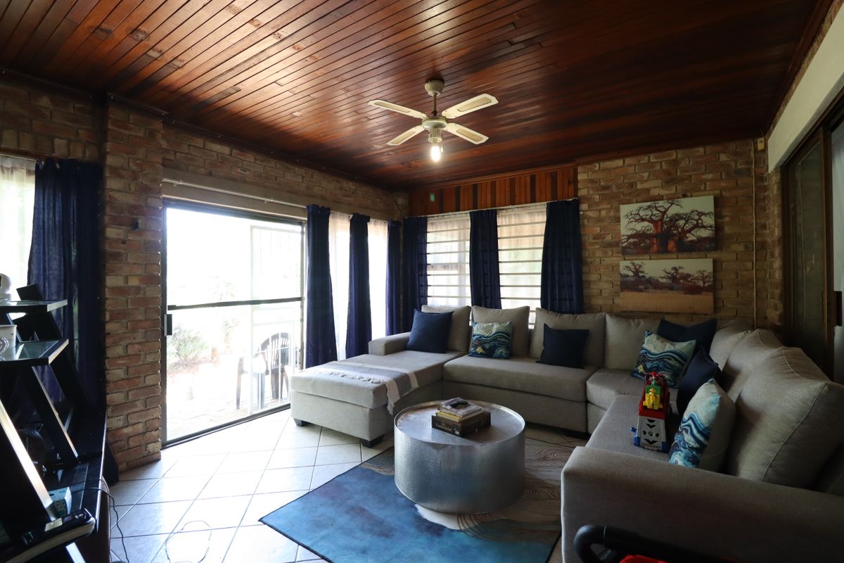 The Ultimate Family Compound: 2 Hectares of Opportunity and Freedom - Photo 3