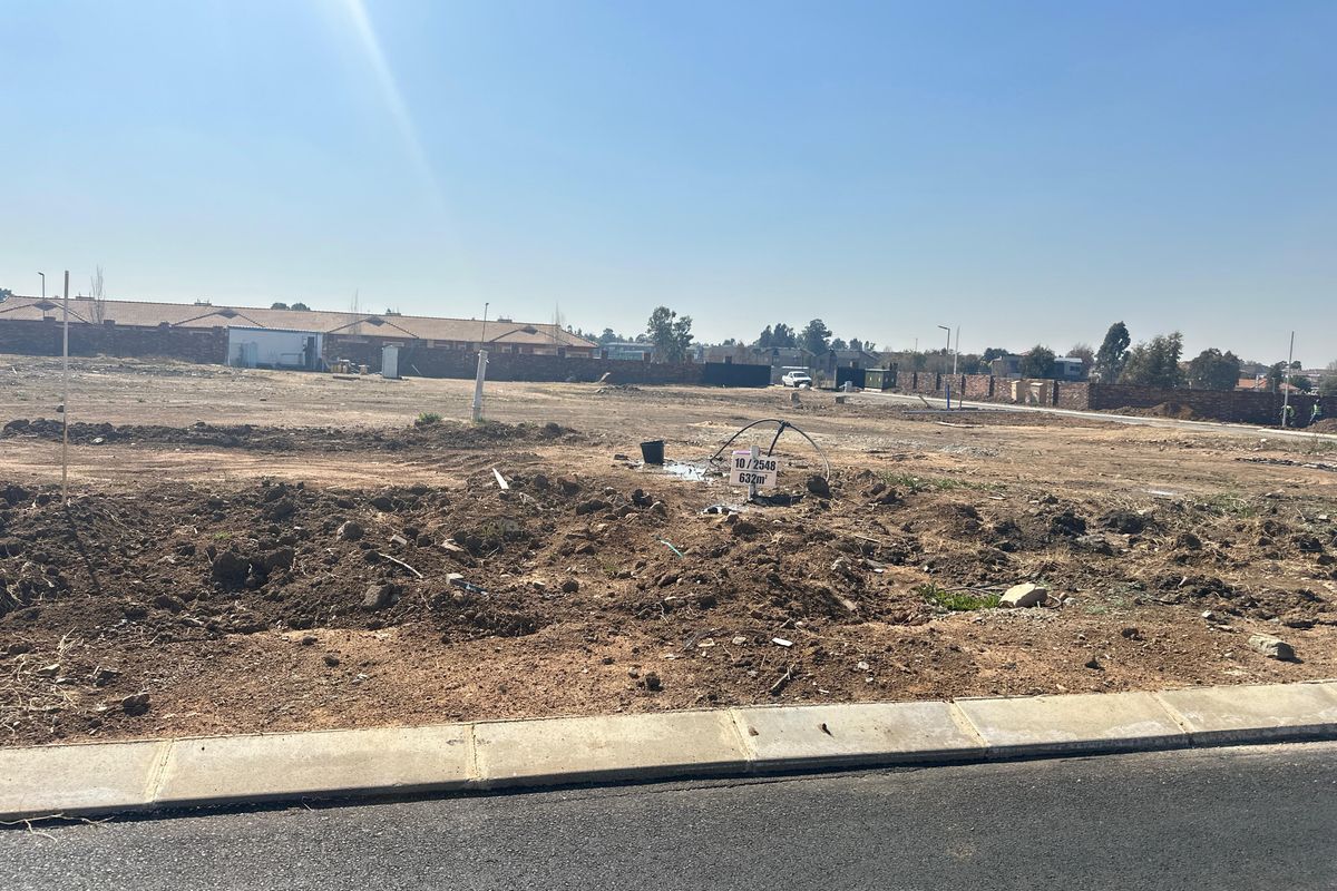 Build Your Dream Home in Exclusive Helderwyk Estate - Photo 4