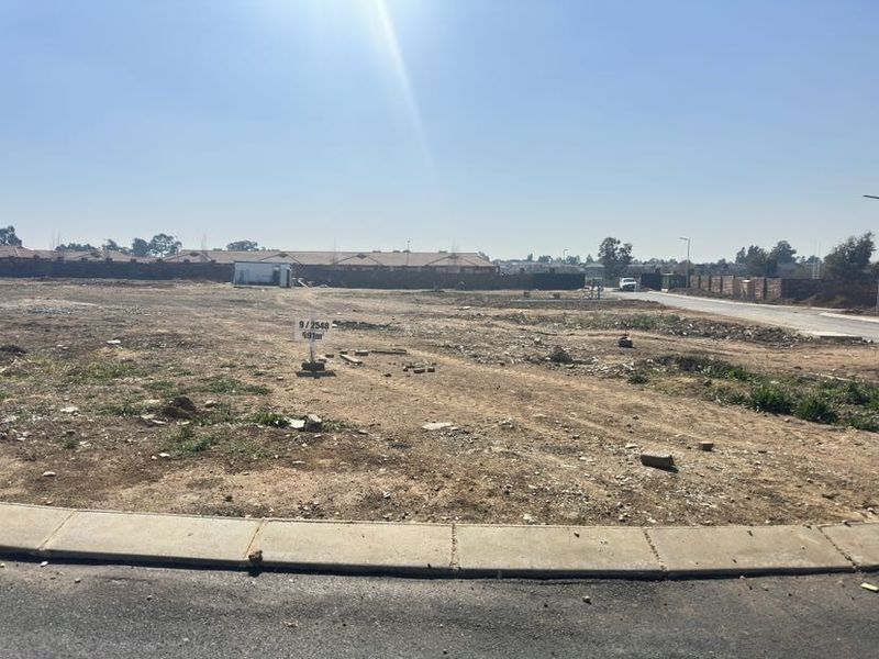 Build Your Dream Home in Exclusive Helderwyk Estate - Photo 9