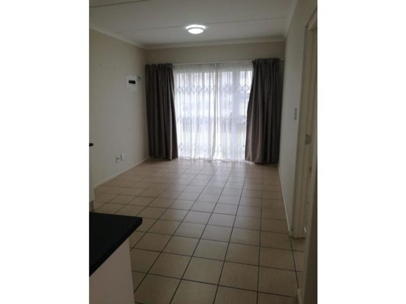 Ground Floor Apartment for rent in Viking Villas - Photo 6