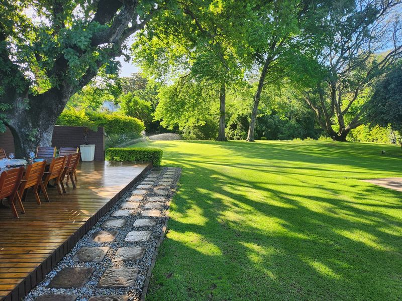 Spacious 4-Bedroom Family Home in Quiet Cul-de-Sac - Photo 4