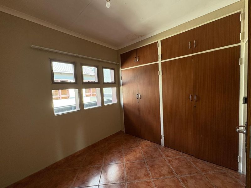 2-Bedroom apartment for sale - Photo 8