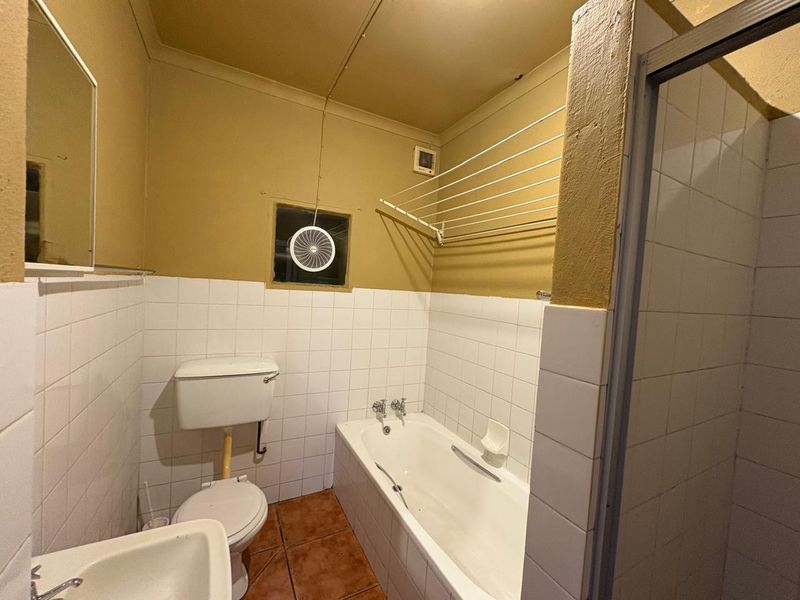 2-Bedroom apartment for sale - Photo 6