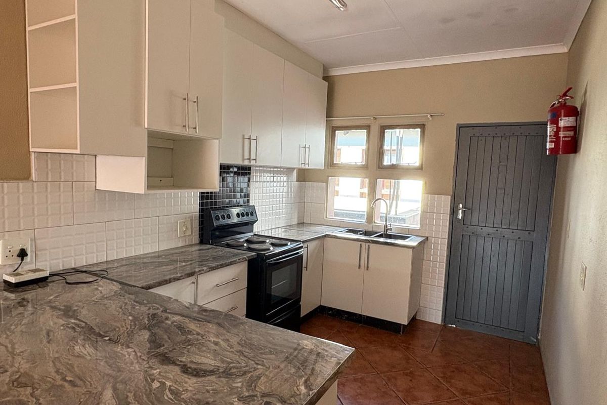 2-Bedroom apartment for sale - Photo 2