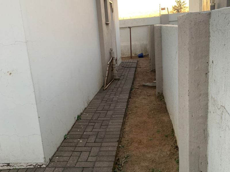 2 bedroom home for sale - Photo 7