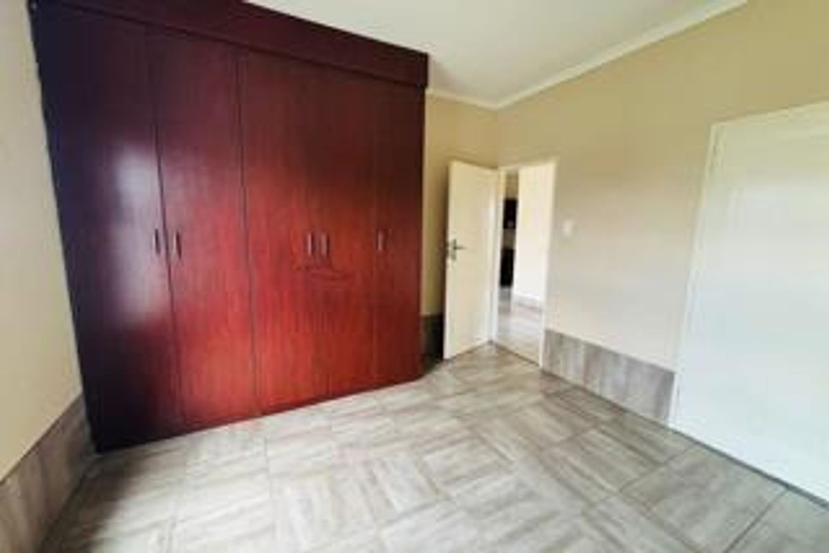 2 bedroom home for sale - Photo 5