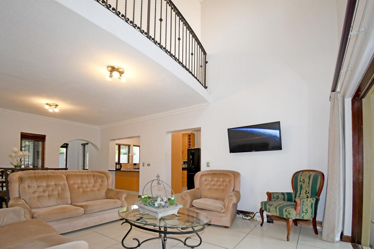 Invest in Lonehill's Most Sought-after Lifestyle Estate - Photo 4