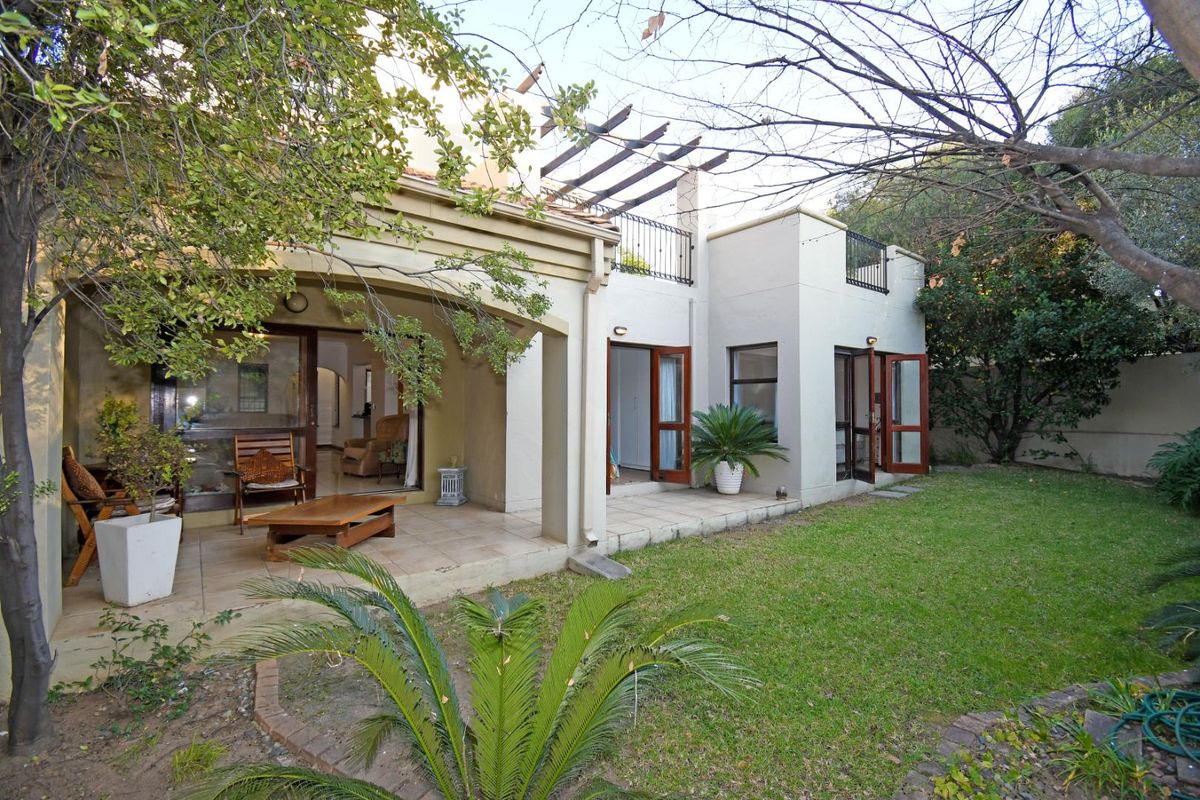 Invest in Lonehill's Most Sought-after Lifestyle Estate - Photo 2