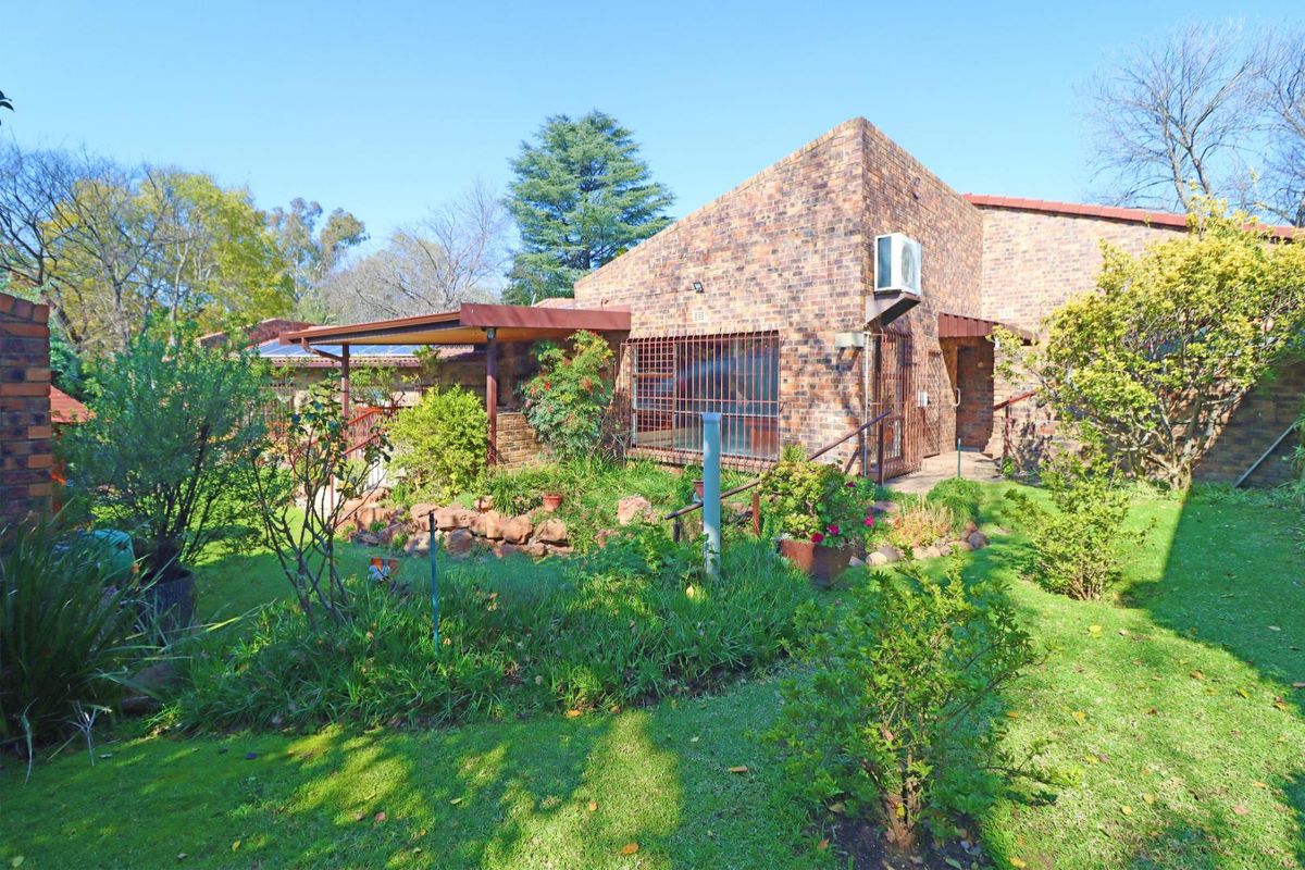 Exceptional Family Home with Every Modern Amenity - Photo 2